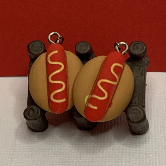 Hot Dog Earring, Funny Food Earring, Gift Idea, Cooking Earring, Chef Earring - Picture 3 of 6